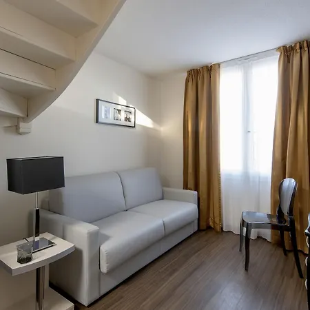 Plaza Hotel Arles